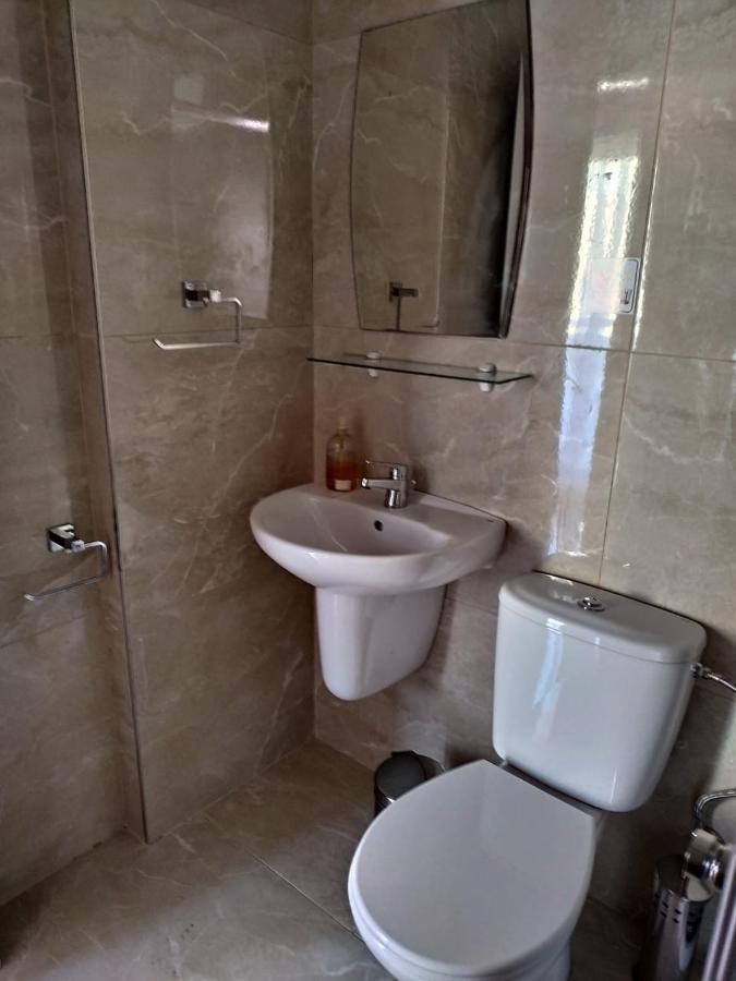 1 Bedroom Apartment Larnaca Eksteriør billede