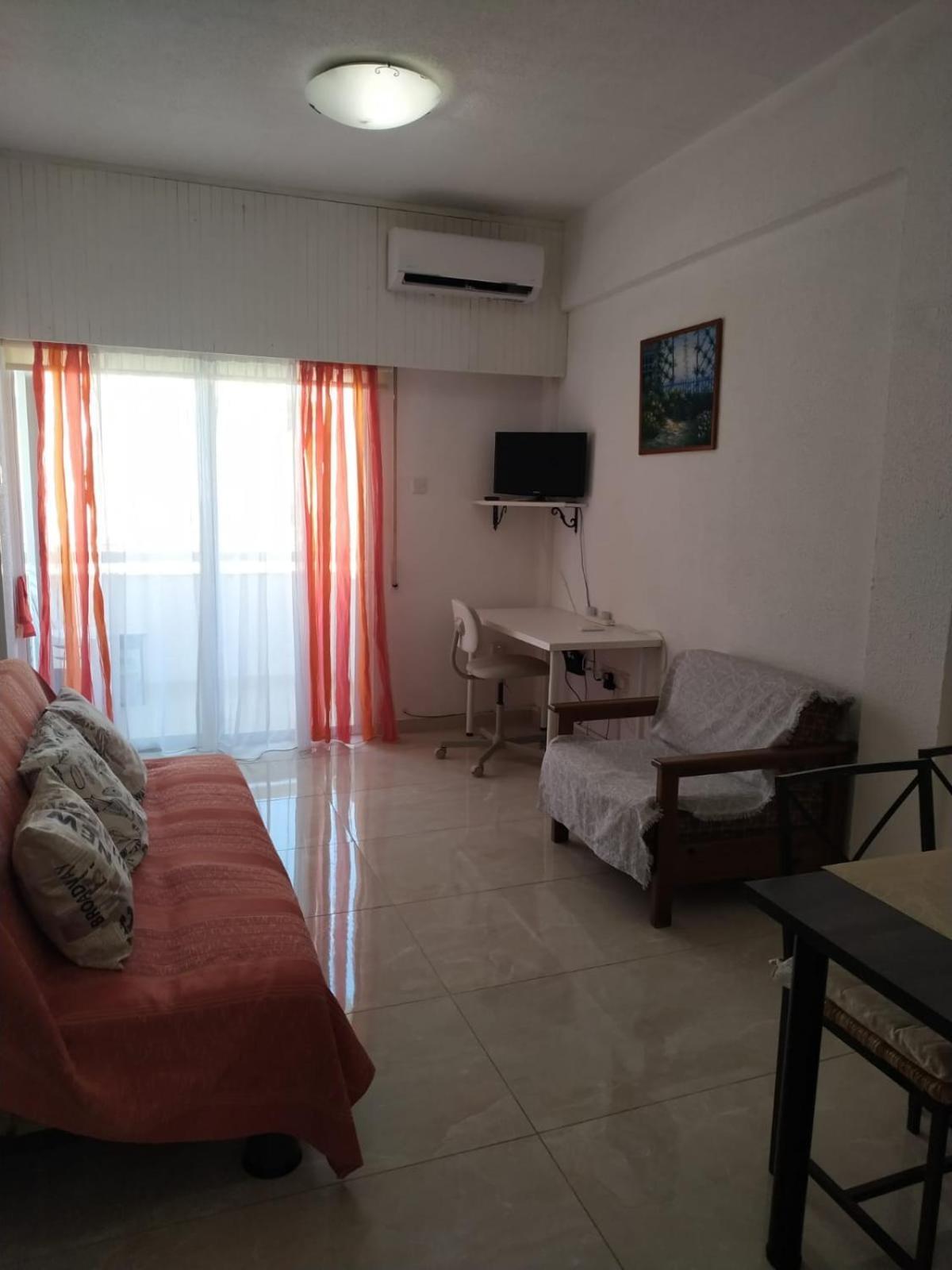 1 Bedroom Apartment Larnaca Eksteriør billede