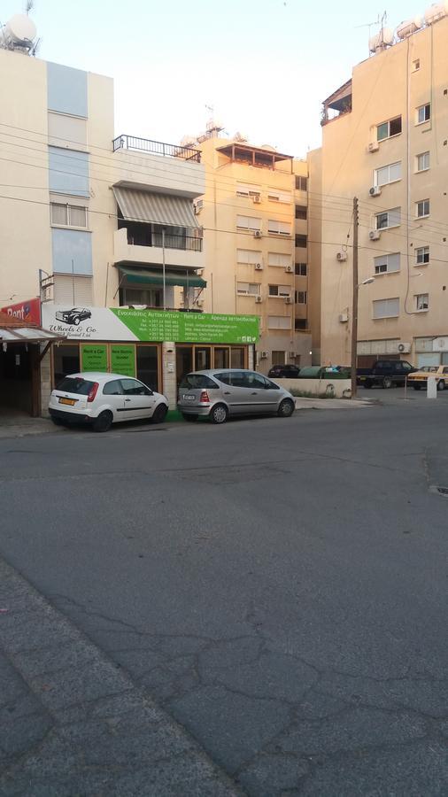 1 Bedroom Apartment Larnaca Eksteriør billede